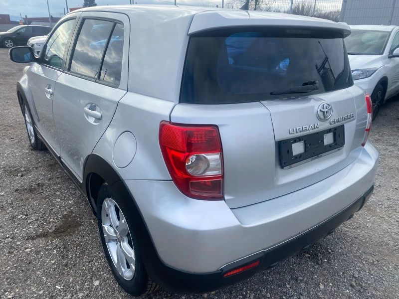Toyota Urban Cruiser 1.3i 74kw Перфектен, снимка 3 - Автомобили и джипове - 53131459