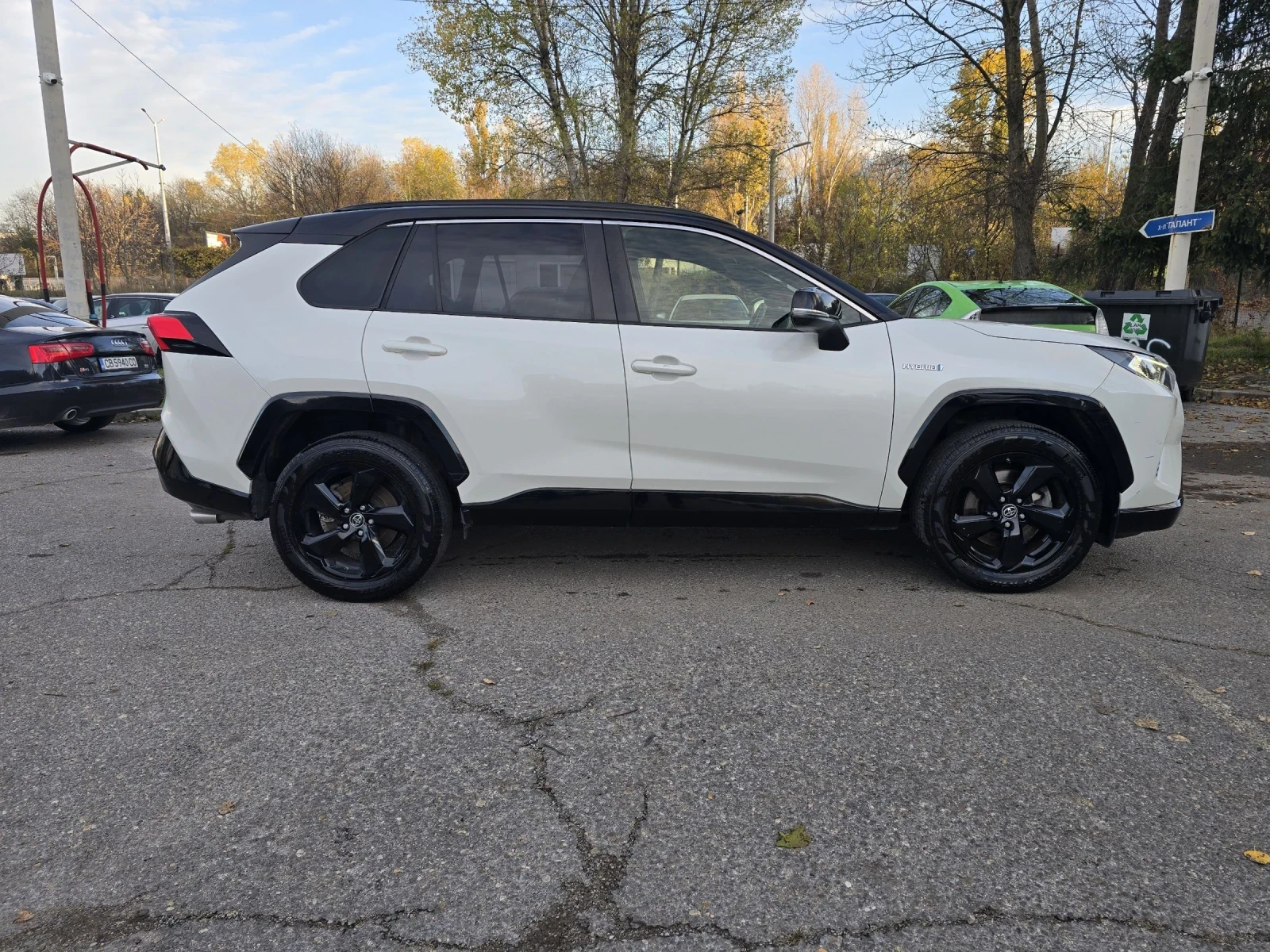 Toyota Rav4 2.5HYBRID/4X4//BiTONE/222КС/ГАРАНЦИЯ  - изображение 4