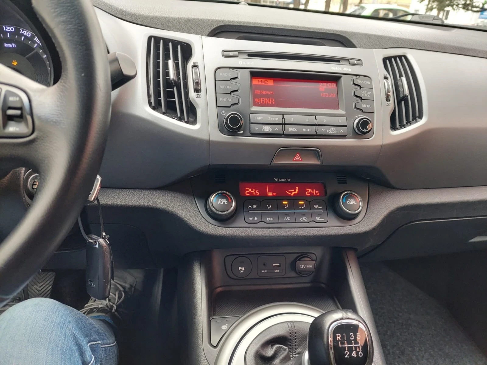 Kia Sportage 1.6i 127000km FACELIFT НОВА - изображение 10