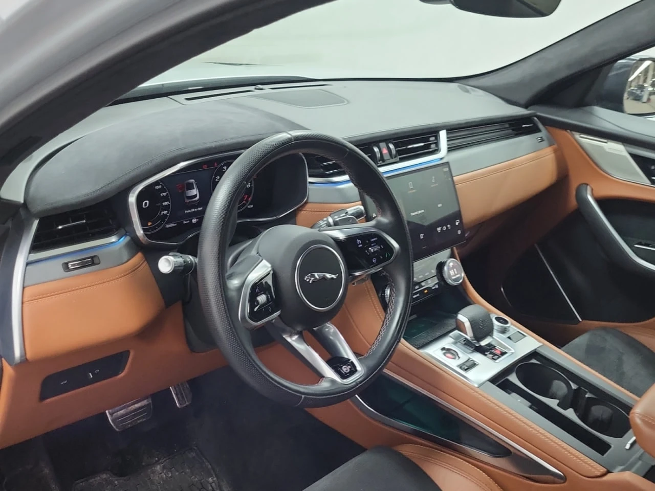 Jaguar F-PACE SVR* CARFAX* *   *  | Mobile.bg   12