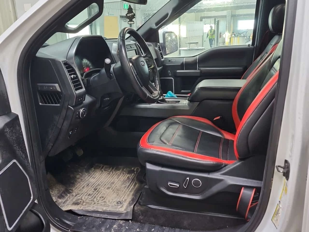 Ford F150 LARIAT/5.0/КОЖА/НАВИ/ПАНОРАМА/ - изображение 5