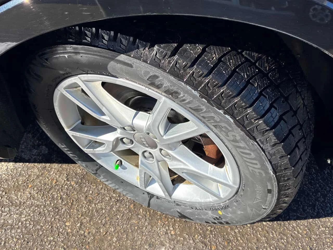 Audi Q3 Technik/CARFAX/ПОДГРЕВИ/ВТОРИ ГУМИ И ДЖАНТИ/, снимка 7 - Автомобили и джипове - 53966935