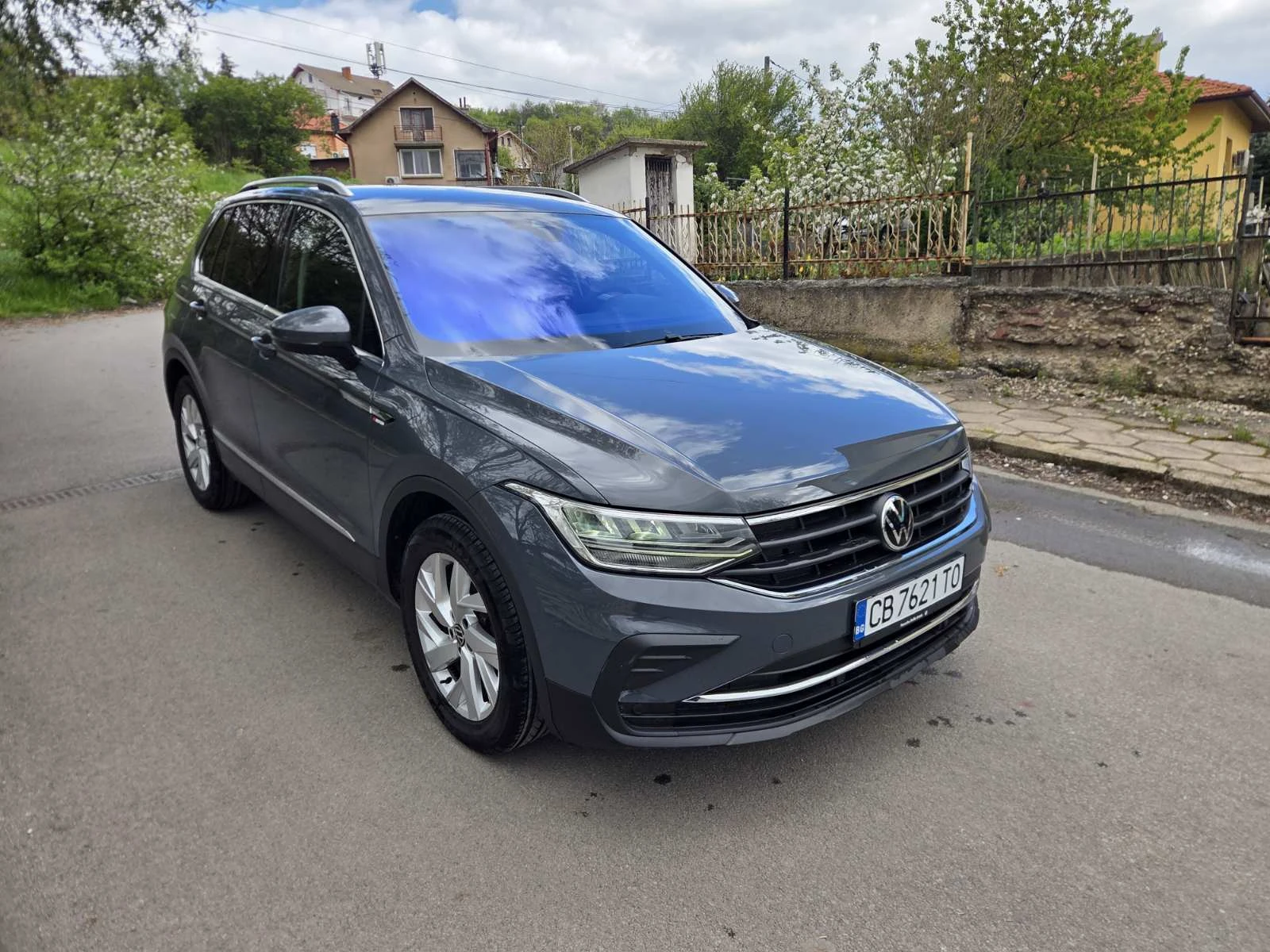 VW Tiguan 2.0d* 150k.с* 4х4* VIRTUAL* DSG7* FACE* , снимка 2 - Автомобили и джипове - 54383910