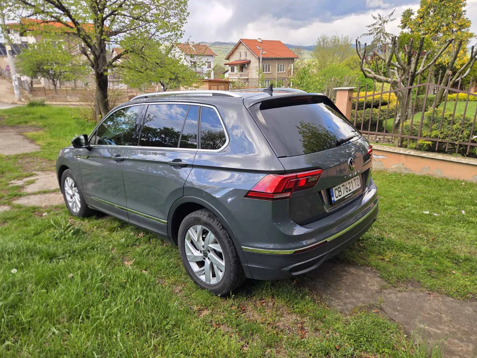 VW Tiguan 2.0d* 150k.с* 4х4* VIRTUAL* DSG7* FACE* , снимка 4 - Автомобили и джипове - 54383910