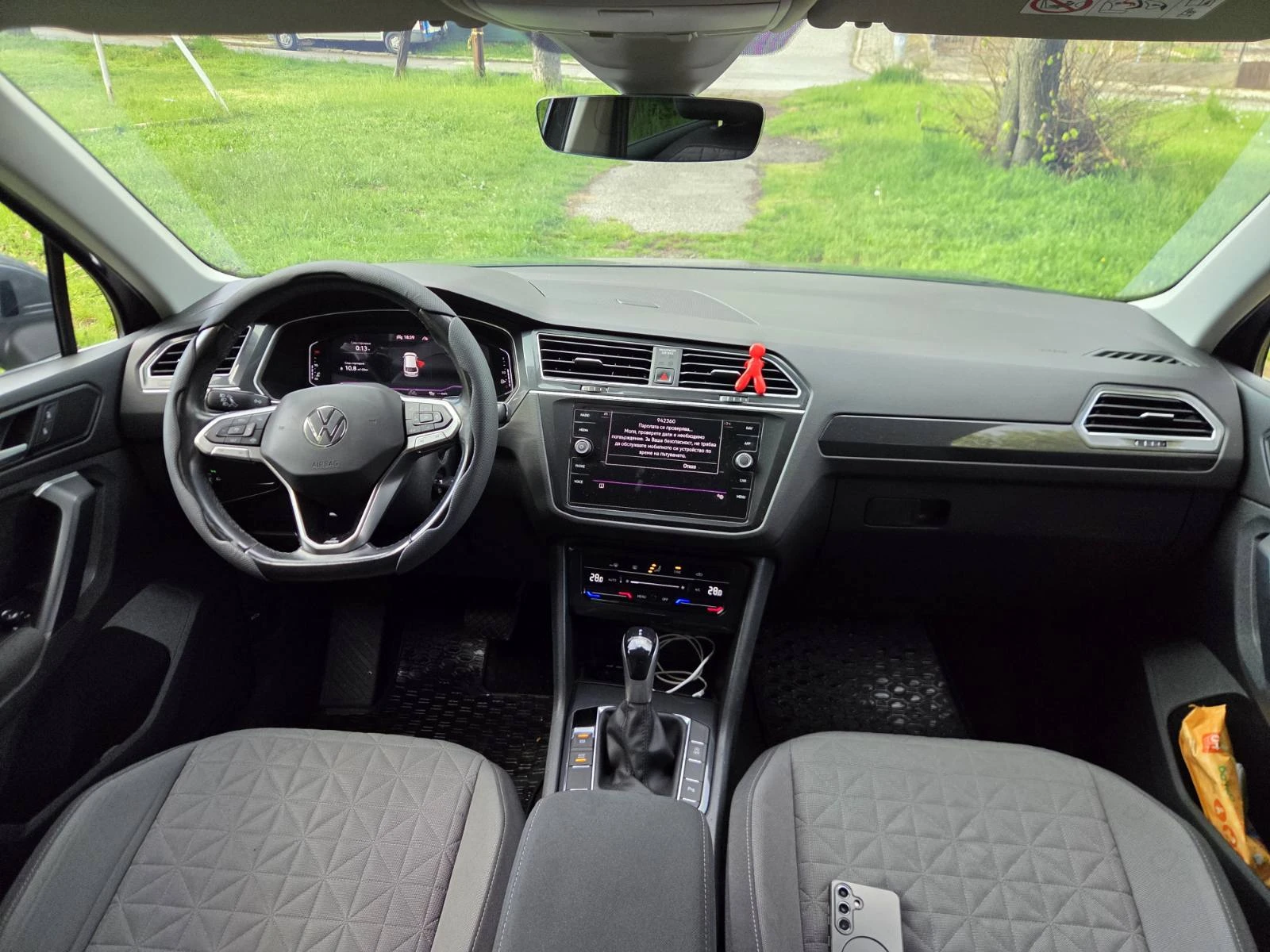 VW Tiguan 2.0d* 150k.с* 4х4* VIRTUAL* DSG7* FACE* , снимка 12 - Автомобили и джипове - 54383910
