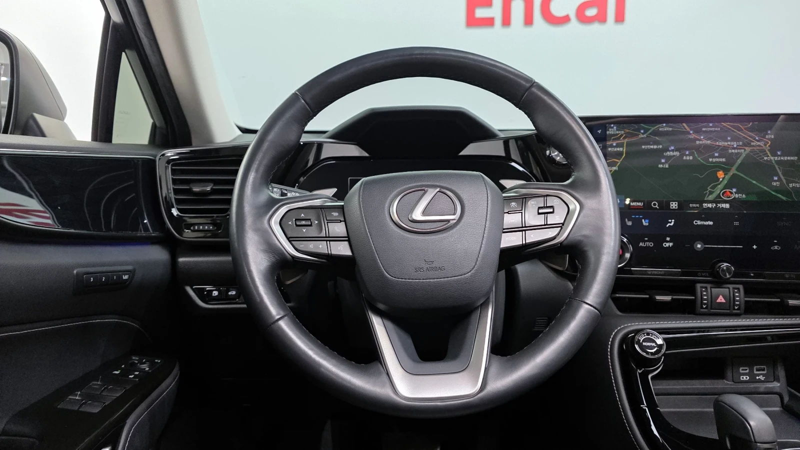 Lexus NX 350h, снимка 7 - Автомобили и джипове - 54604120