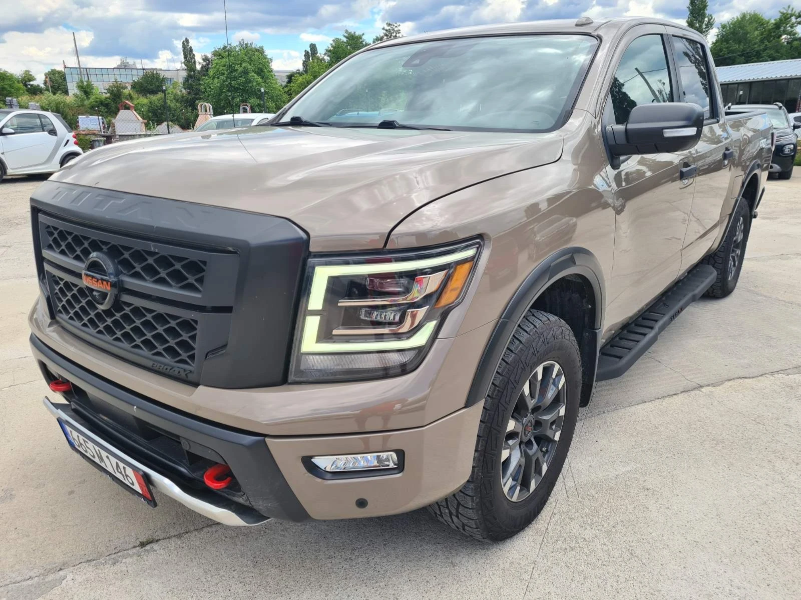 Nissan Titan crew cab PRO 4X / ПАНОРАМА / КАМЕРА / ОБДУХВАНЕ / ПОДГРЕВ