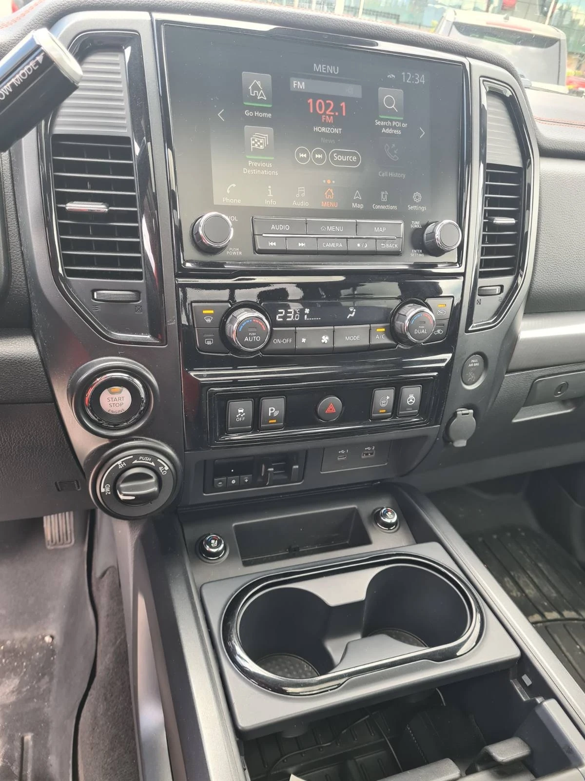 Nissan Titan crew cab PRO 4X / ПАНОРАМА / КАМЕРА / ОБДУХВАНЕ / ПОДГРЕВ, снимка 15 - Автомобили и джипове - 54892411