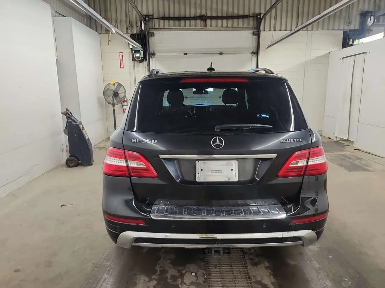 Mercedes-Benz ML 350 BLUETEC/CARFAX/ПОДГРЕВ/ПАНОРАМА/ПАМЕТ/, снимка 17 - Автомобили и джипове - 54998903