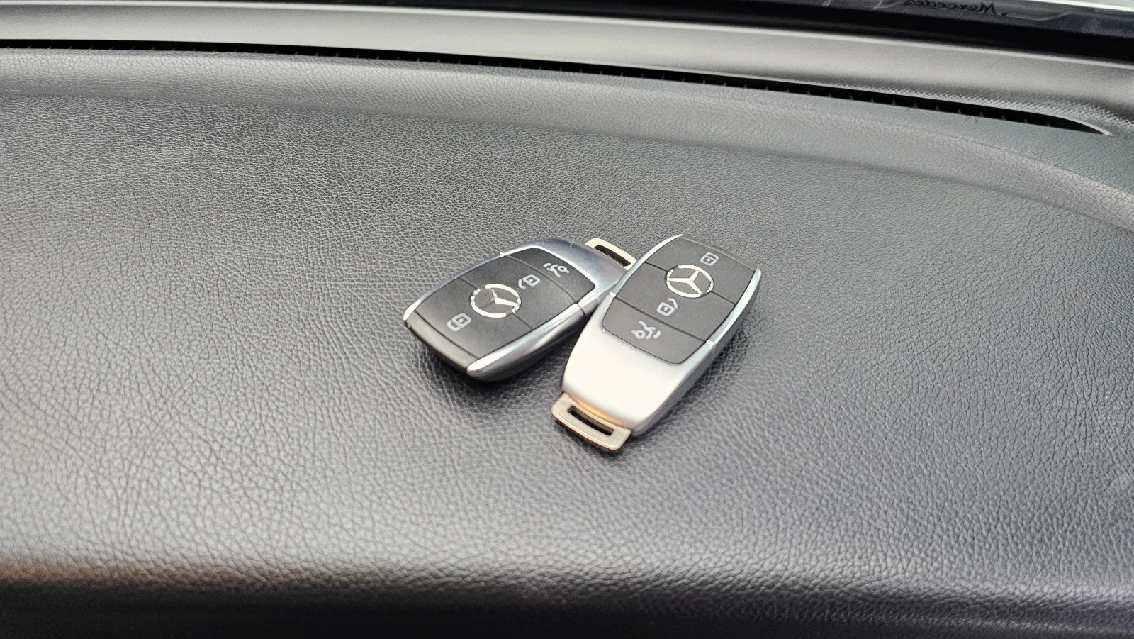 Mercedes-Benz GLC 300 AMG* LINE* COUPE* ХЕДЪП* LANE* ASSIST* ПОДГРЕВ* КА, снимка 15 - Автомобили и джипове - 55529639