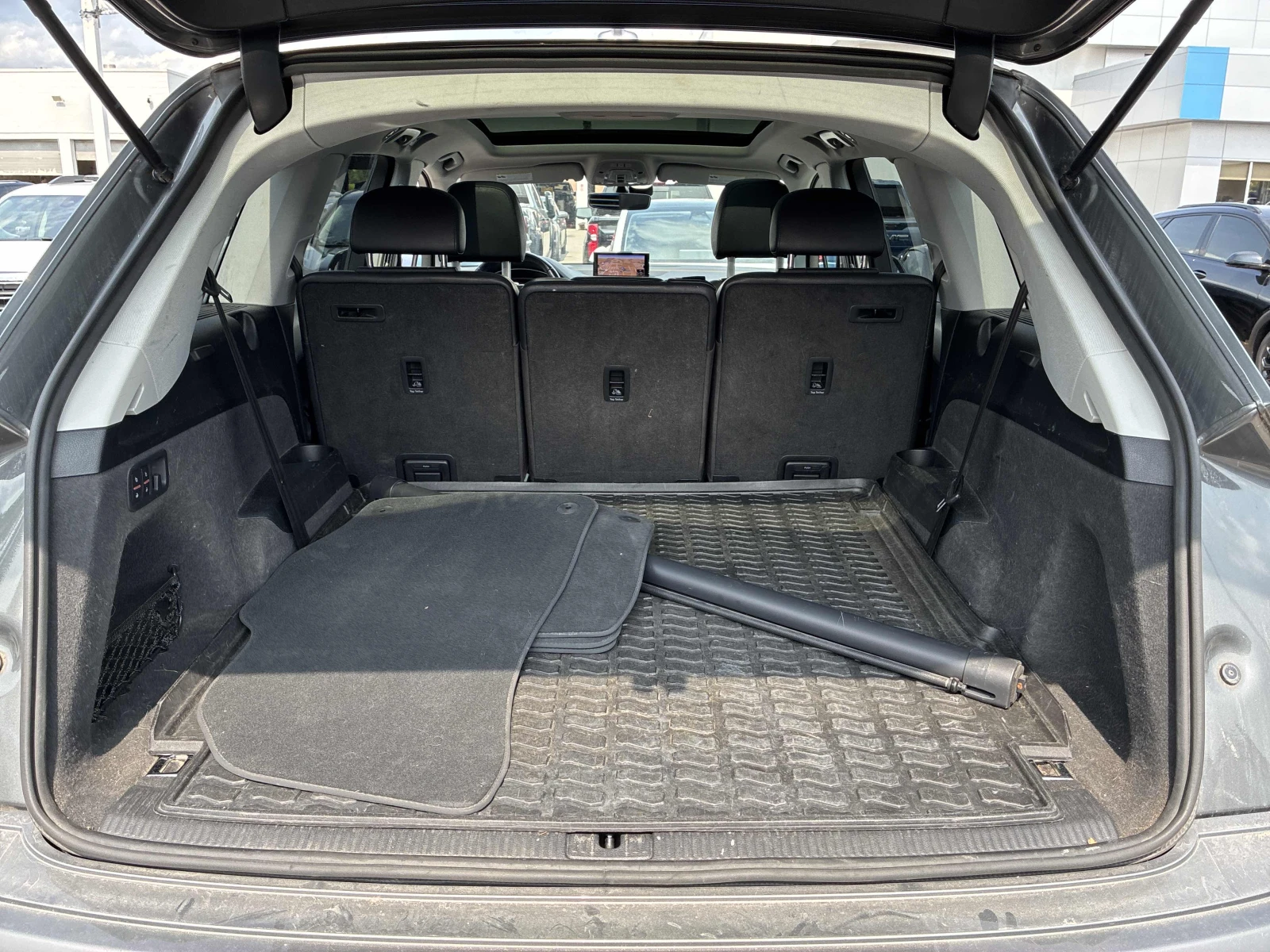 Audi Q7 Komfort, ПРОГНОЗНА ЦЕНА до БГ, снимка 10 - Автомобили и джипове - 55724872