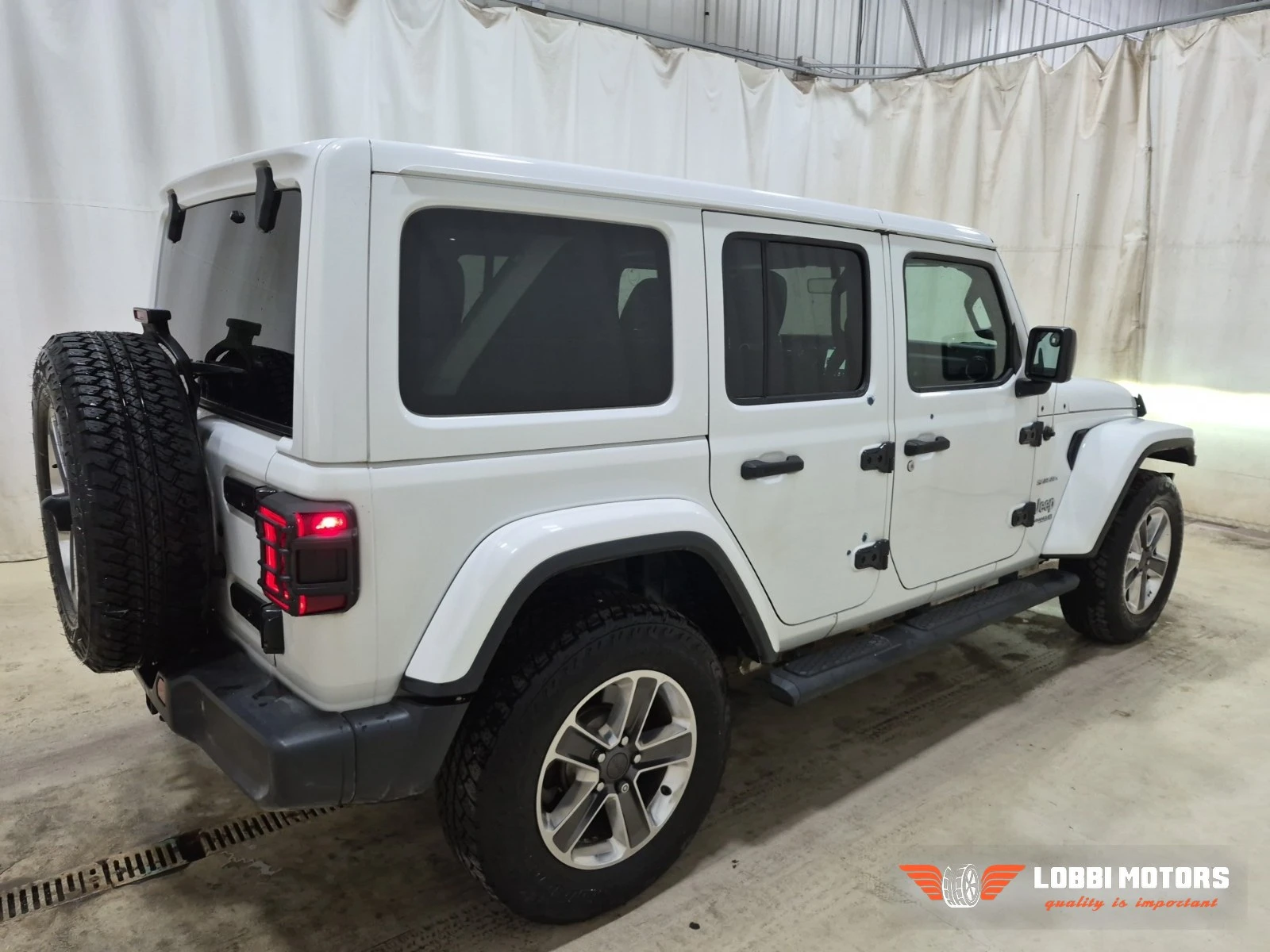 Jeep Wrangler, снимка 3 - Автомобили и джипове - 55928752
