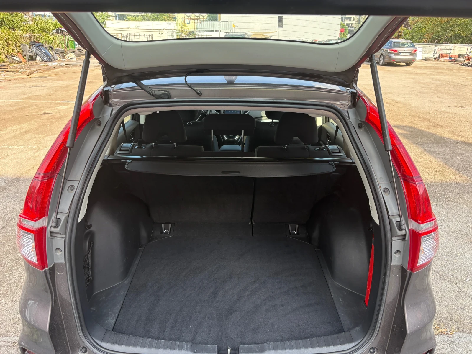 Honda Cr-v 4x4* FACELIFT, снимка 14 - Автомобили и джипове - 55941242
