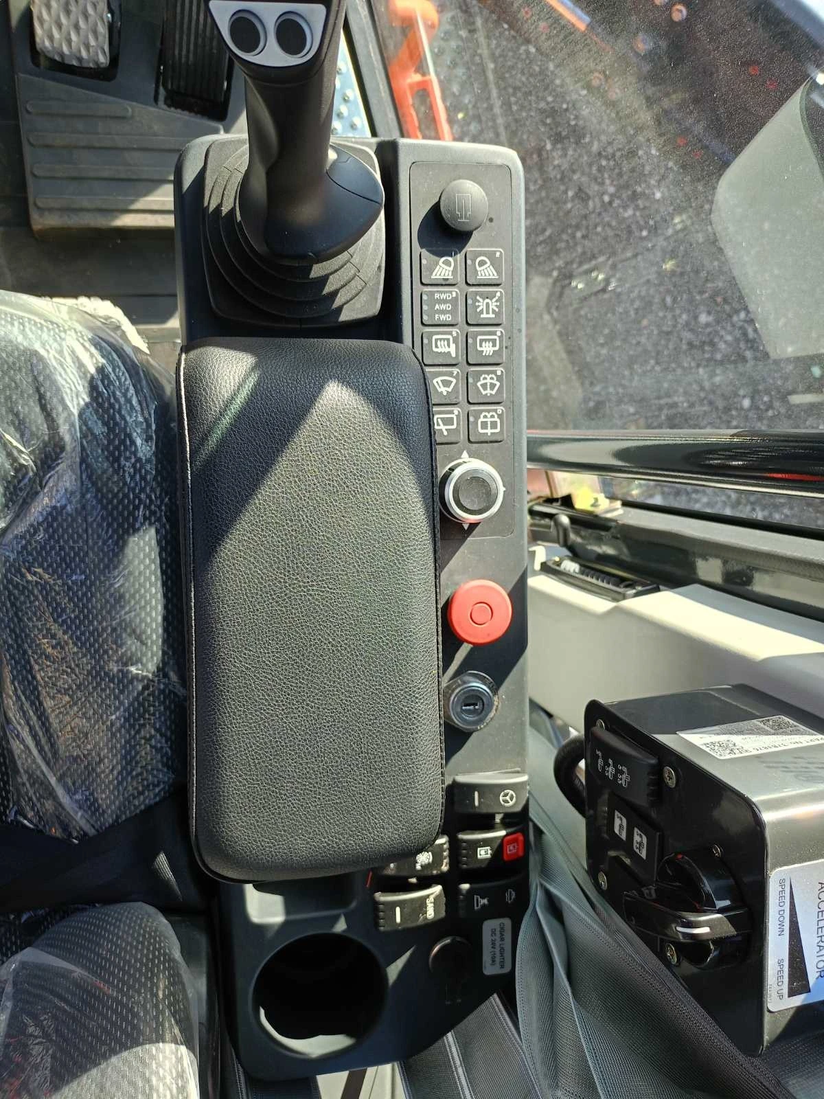   LiuGong 4215D | Mobile.bg   15