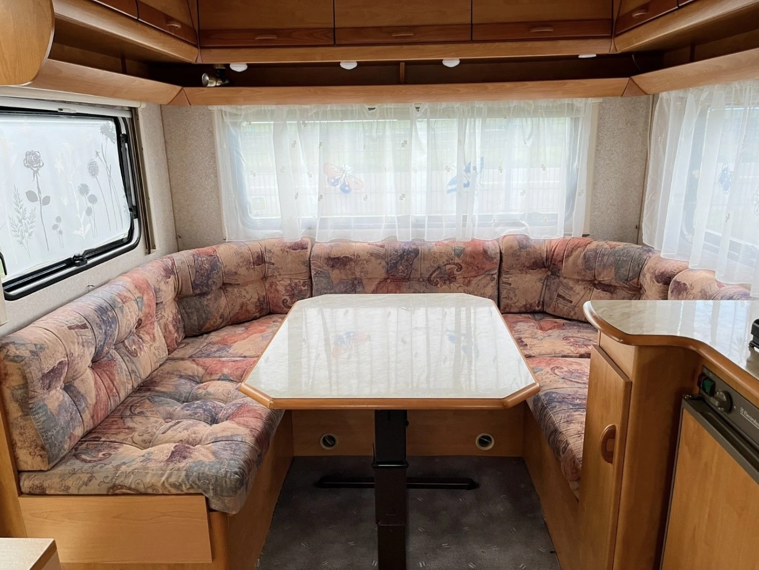 Каравана Други LIBERTY, снимка 5 - Каравани и кемпери - 54075760