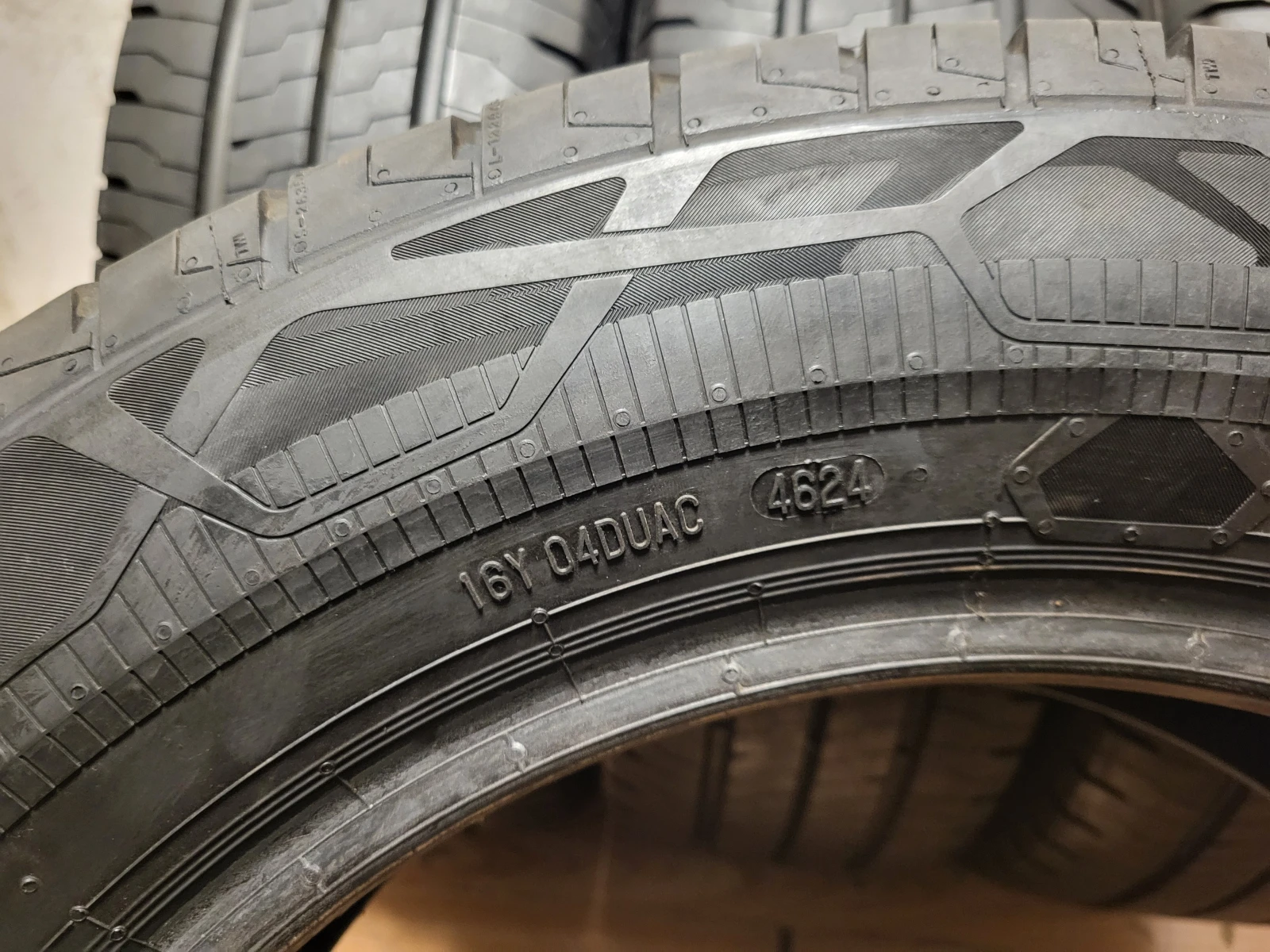 ���� 235/60R17 | Mobile.bg � ����������� 10