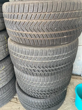      275/35R21