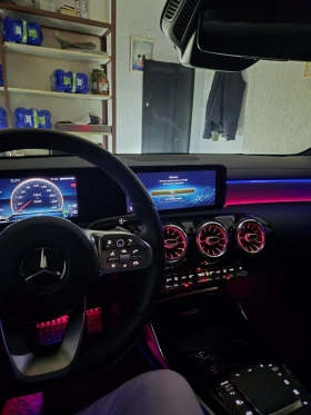 Mercedes-Benz A 35 AMG A 35, снимка 1