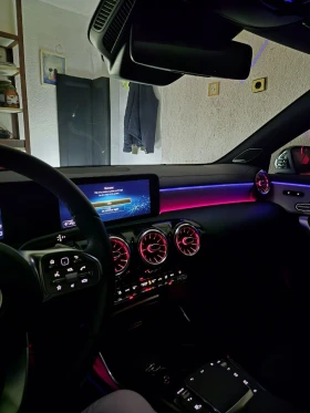 Mercedes-Benz A 35 AMG A 35, снимка 2