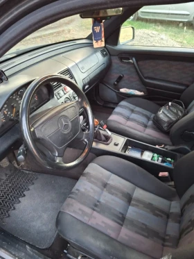 Mercedes-Benz C 180, снимка 5