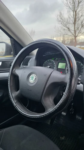 Skoda Octavia - 2550 € / 4987.37 лв. - 82524043 5