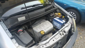 Opel Zafira - 3000 € / 5867.49 лв. - 11402998 8