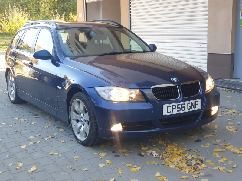 BMW 318 E91, снимка 6 - Автомобили и джипове - 47813507