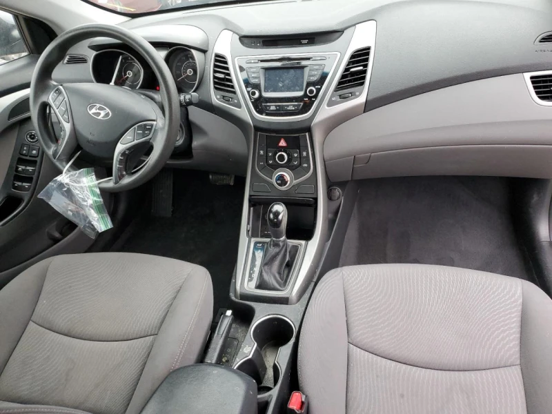 Hyundai Elantra 1.8L 4 Front-wheel Drive, снимка 9 - Автомобили и джипове - 48291954