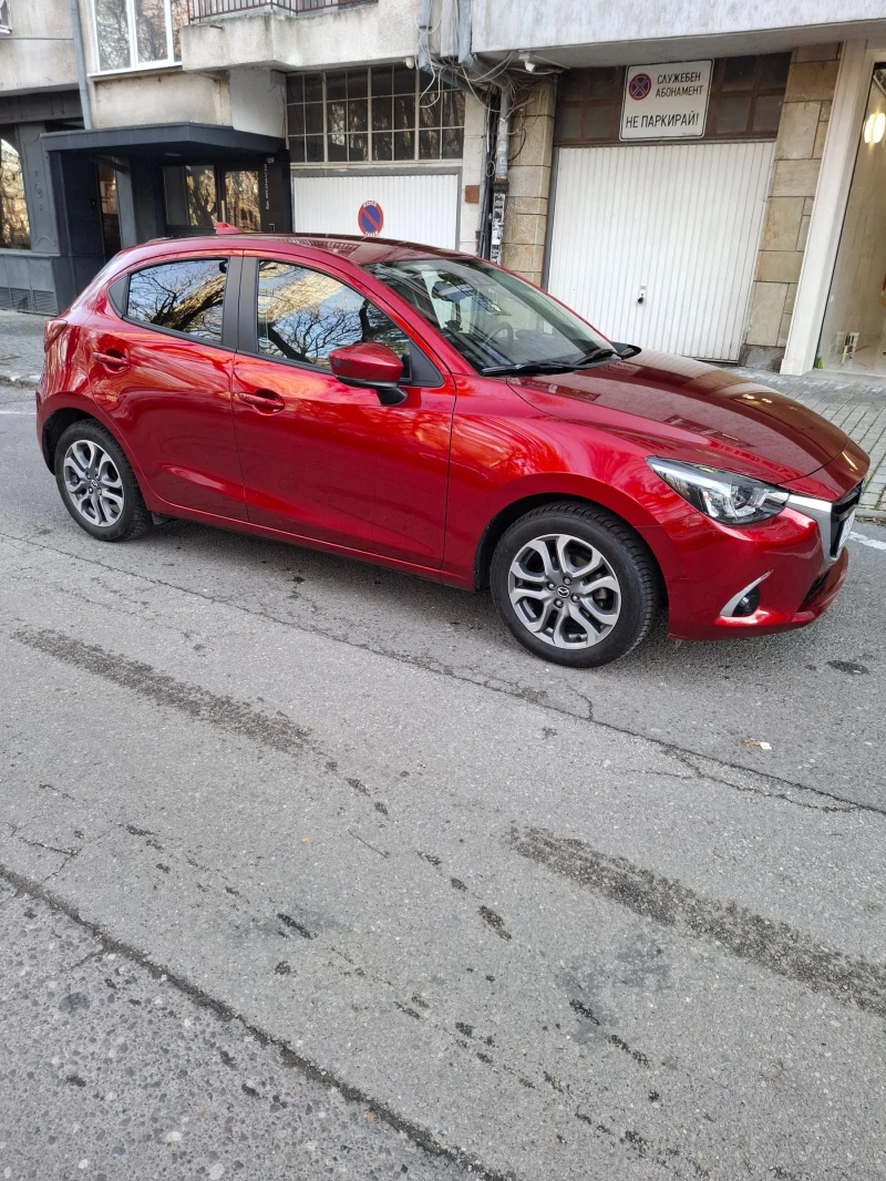 Mazda 2, снимка 2 - Автомобили и джипове - 48380442