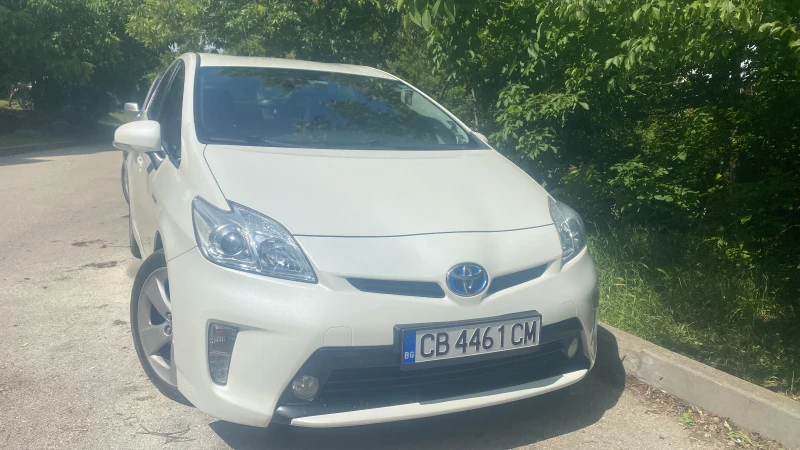 Toyota Prius, снимка 8 - Автомобили и джипове - 48663652