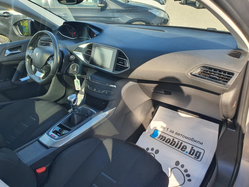 Peugeot 308 1.2 e-THP ALLURE PANORAMA FUL LED, снимка 9 - Автомобили и джипове - 50239135