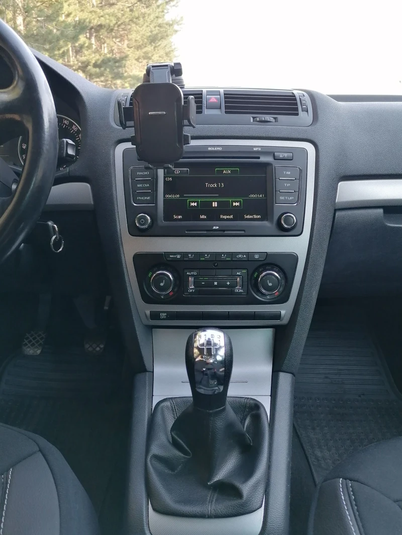 Skoda Octavia, снимка 11 - Автомобили и джипове - 52518225