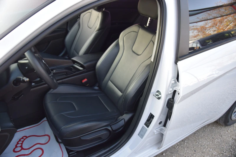 Hyundai Elantra 1, 6 LPG 120HP, снимка 8 - Автомобили и джипове - 52404024