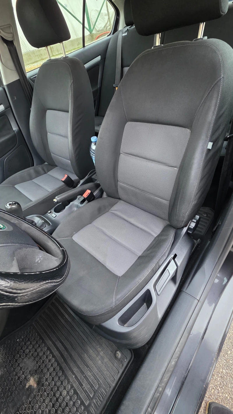 Skoda Octavia, снимка 12 - Автомобили и джипове - 53340636