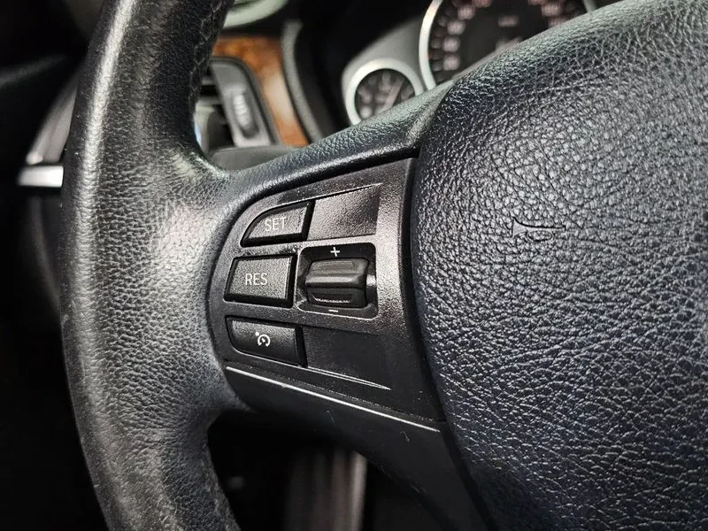 BMW 320 d xDrive - САМО 30% АВАНС, снимка 10 - Автомобили и джипове - 56016276