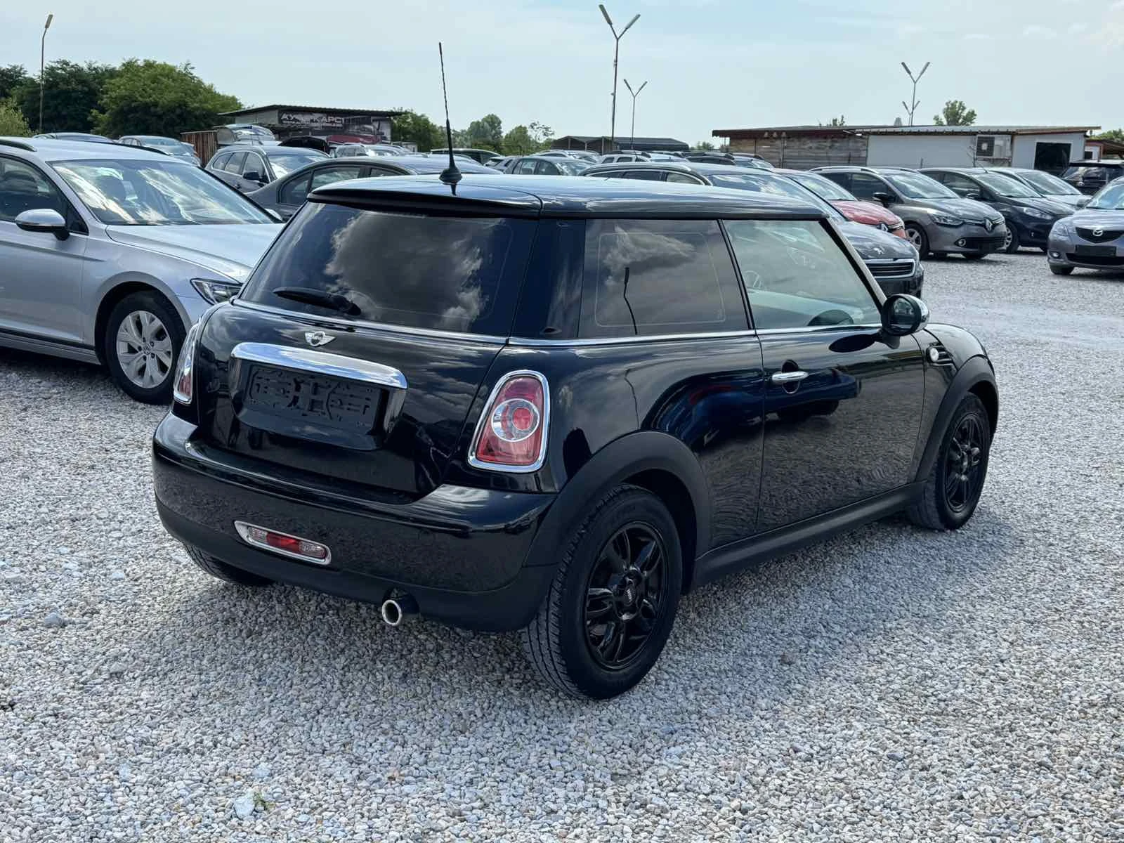 Mini Cooper 1.6I R56 ONE - изображение 4