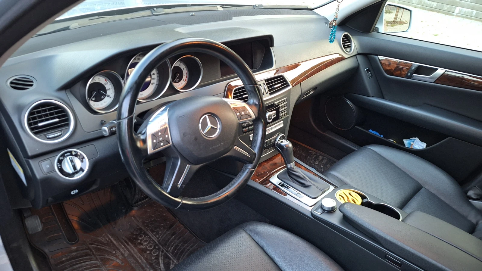 Mercedes-Benz C 300 3.5, 4matic, 135x km - изображение 4