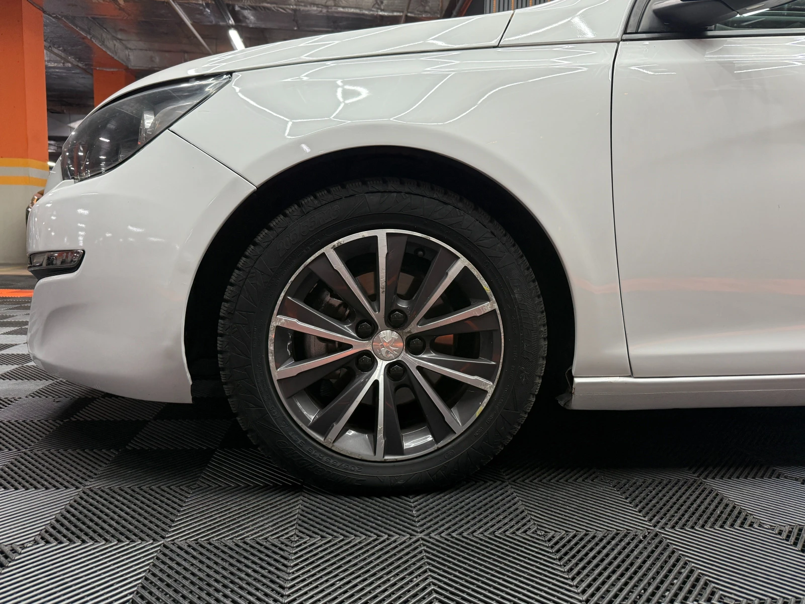 Peugeot 308 1.6d 92 к.с./ГАРАНЦИЯ/БАРТЕР/ЛИЗИНГ/КОМЕНТАР, снимка 6 - Автомобили и джипове - 51043300