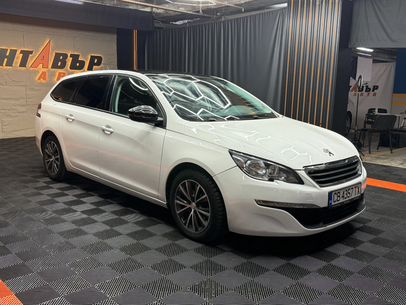 Peugeot 308 1.6d 92 к.с./ГАРАНЦИЯ/БАРТЕР/ЛИЗИНГ/КОМЕНТАР, снимка 3 - Автомобили и джипове - 51043300