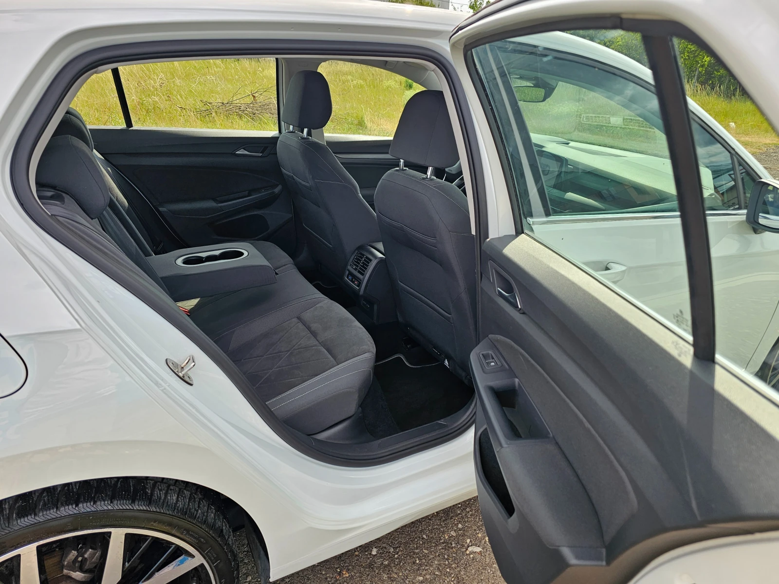 VW Golf 1.5tsi 44000km  | Mobile.bg   15