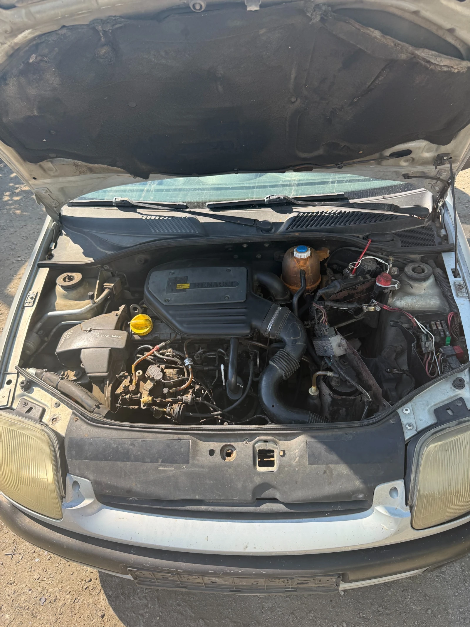 Renault Clio 1.9 - изображение 2