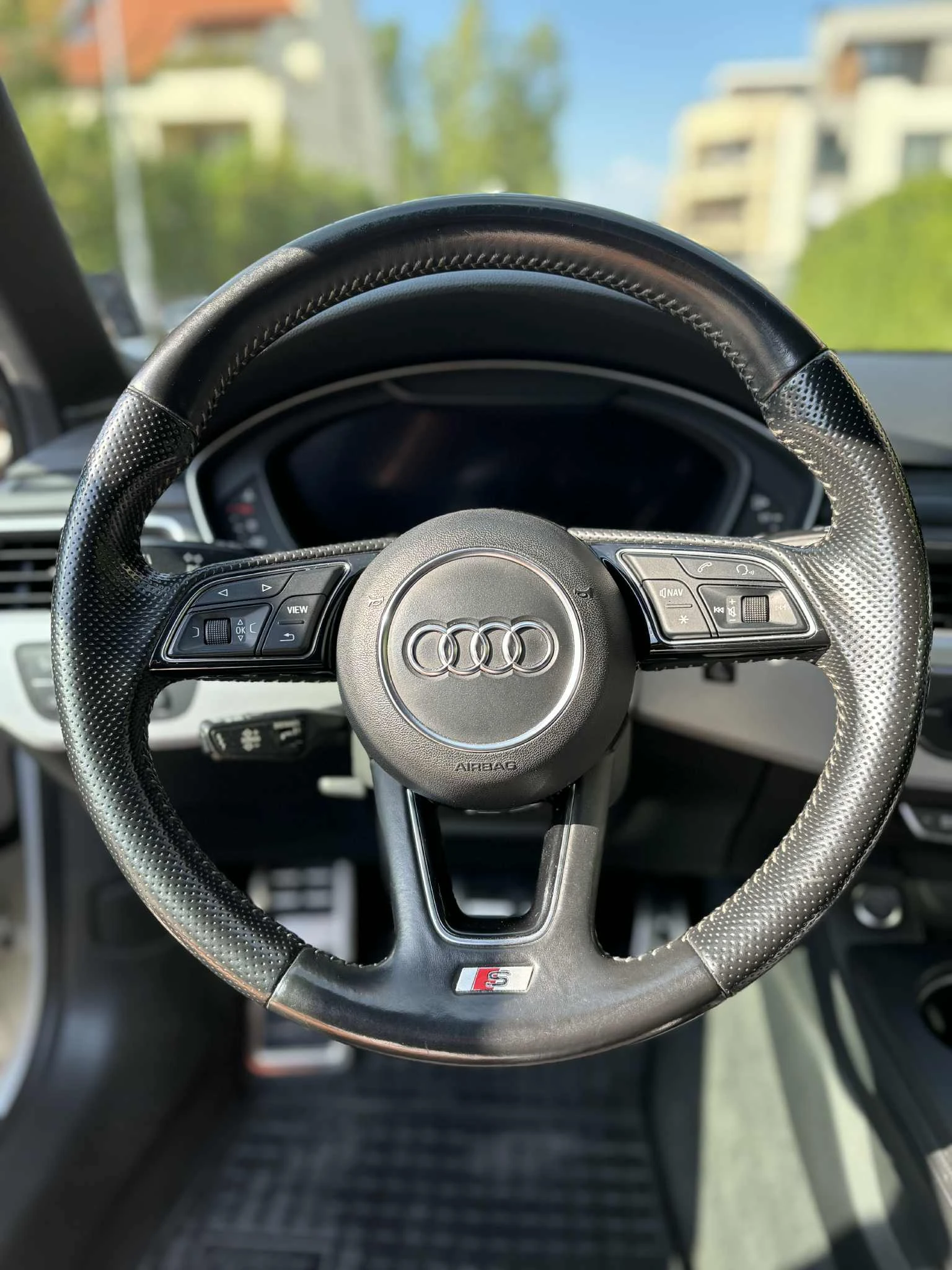 Audi A4 Avant Quattro 2.0 TDI S Line 3+ Virtual Cocpit Мат - изображение 8