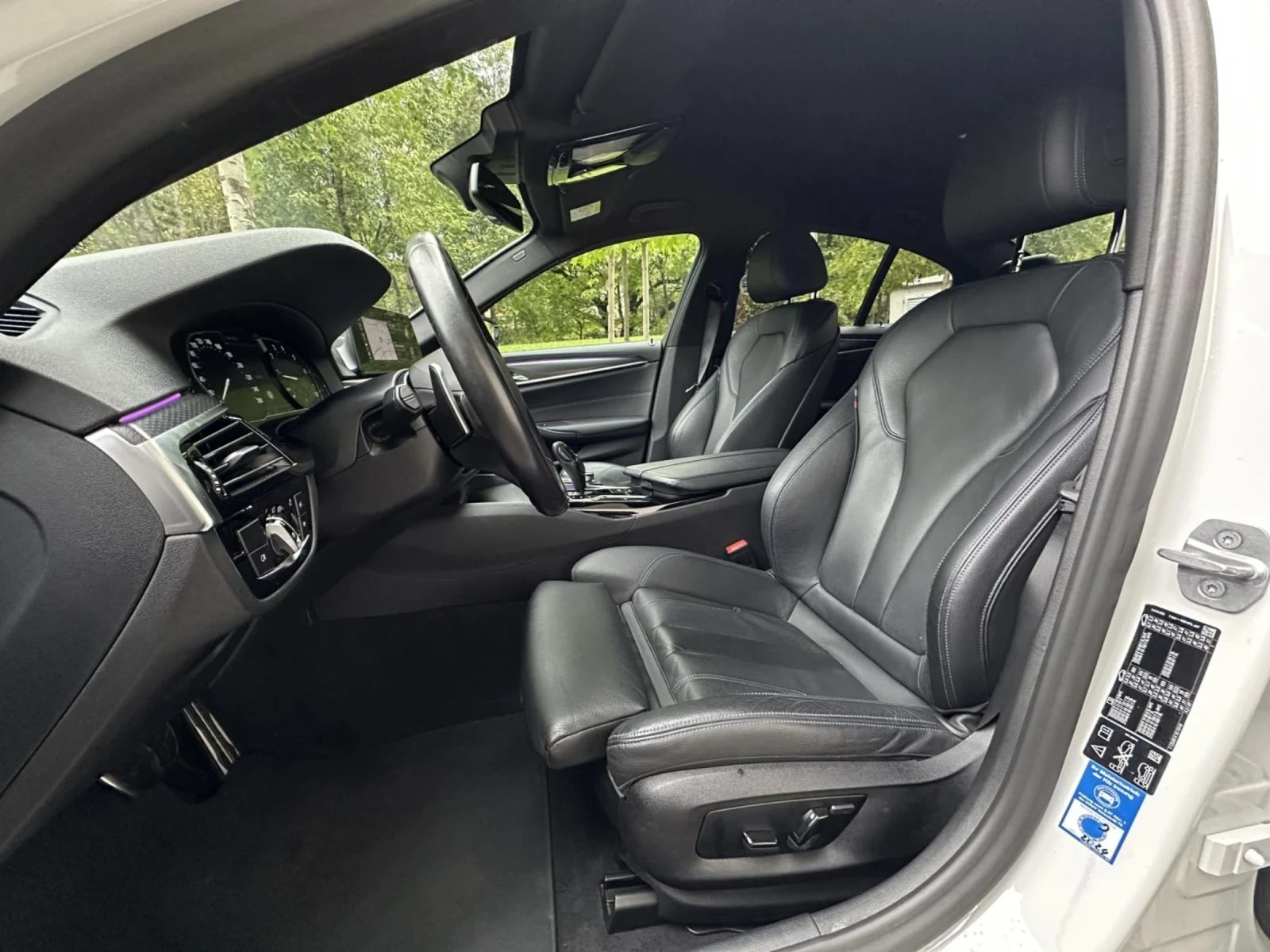 BMW 540 I / X-DRIVE / M-OPTIC / FACE - изображение 10