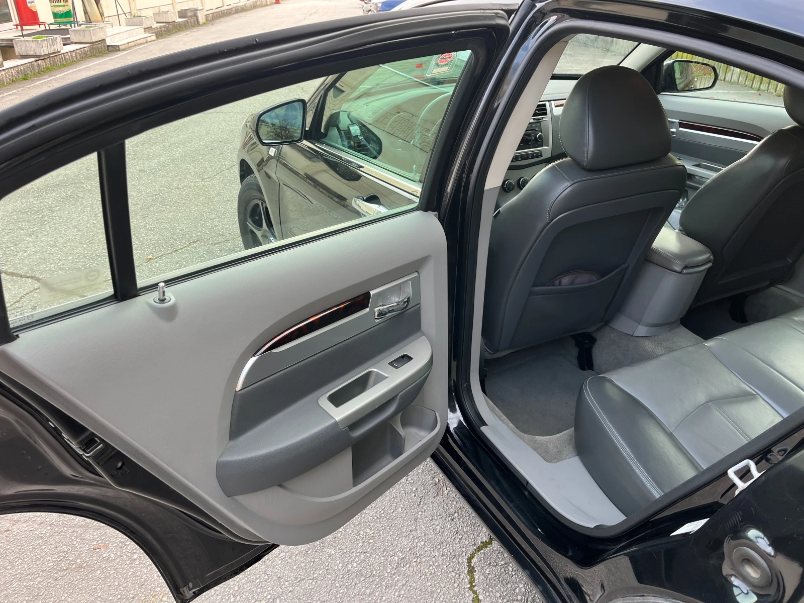 Chrysler Sebring Limited - изображение 7