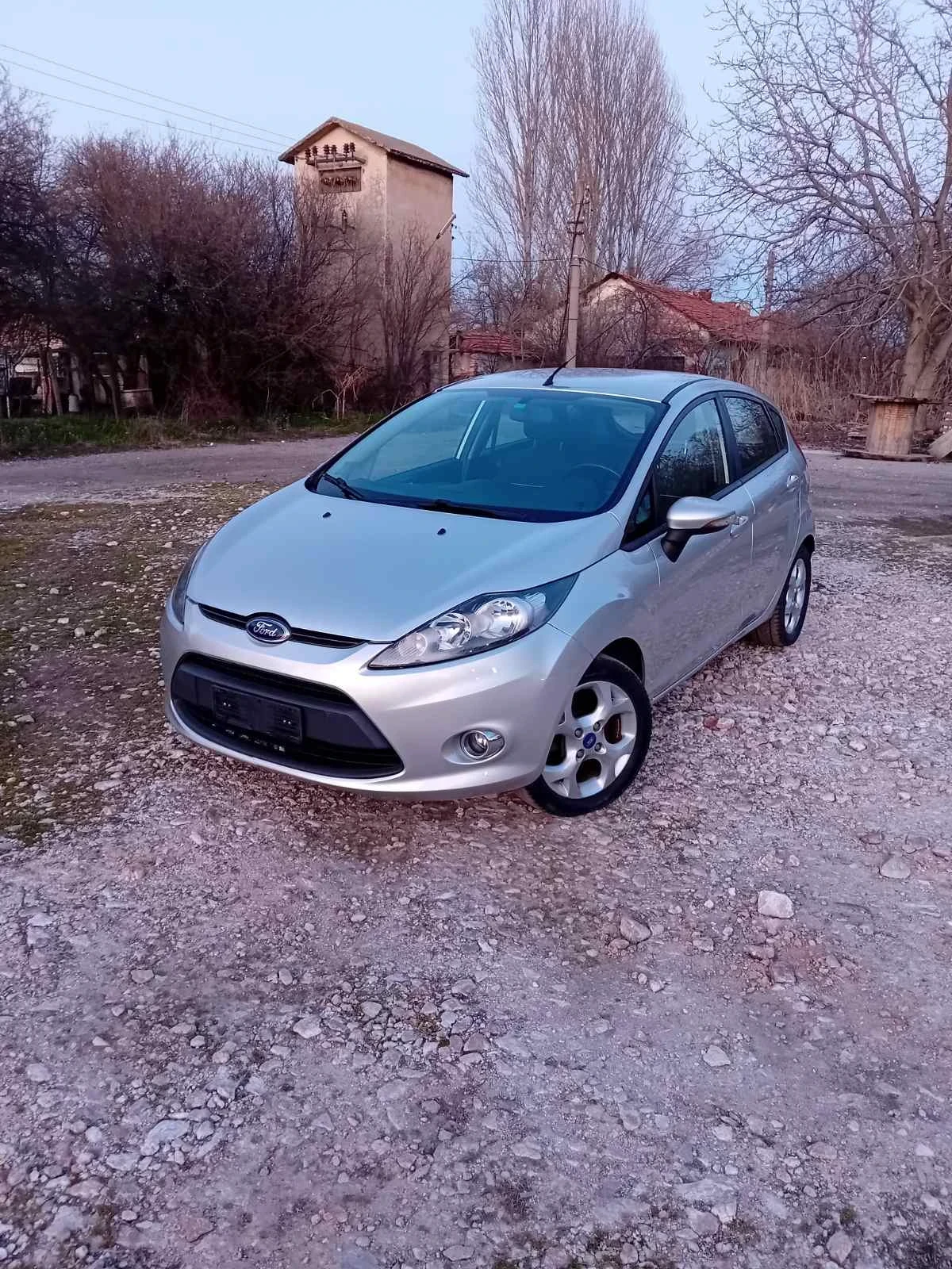 Ford Fiesta, снимка 2 - Автомобили и джипове - 53788181
