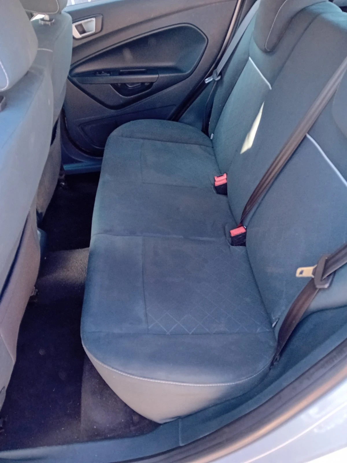 Ford Fiesta 1.4 GAZ/ITALIA, снимка 14 - Автомобили и джипове - 53788181