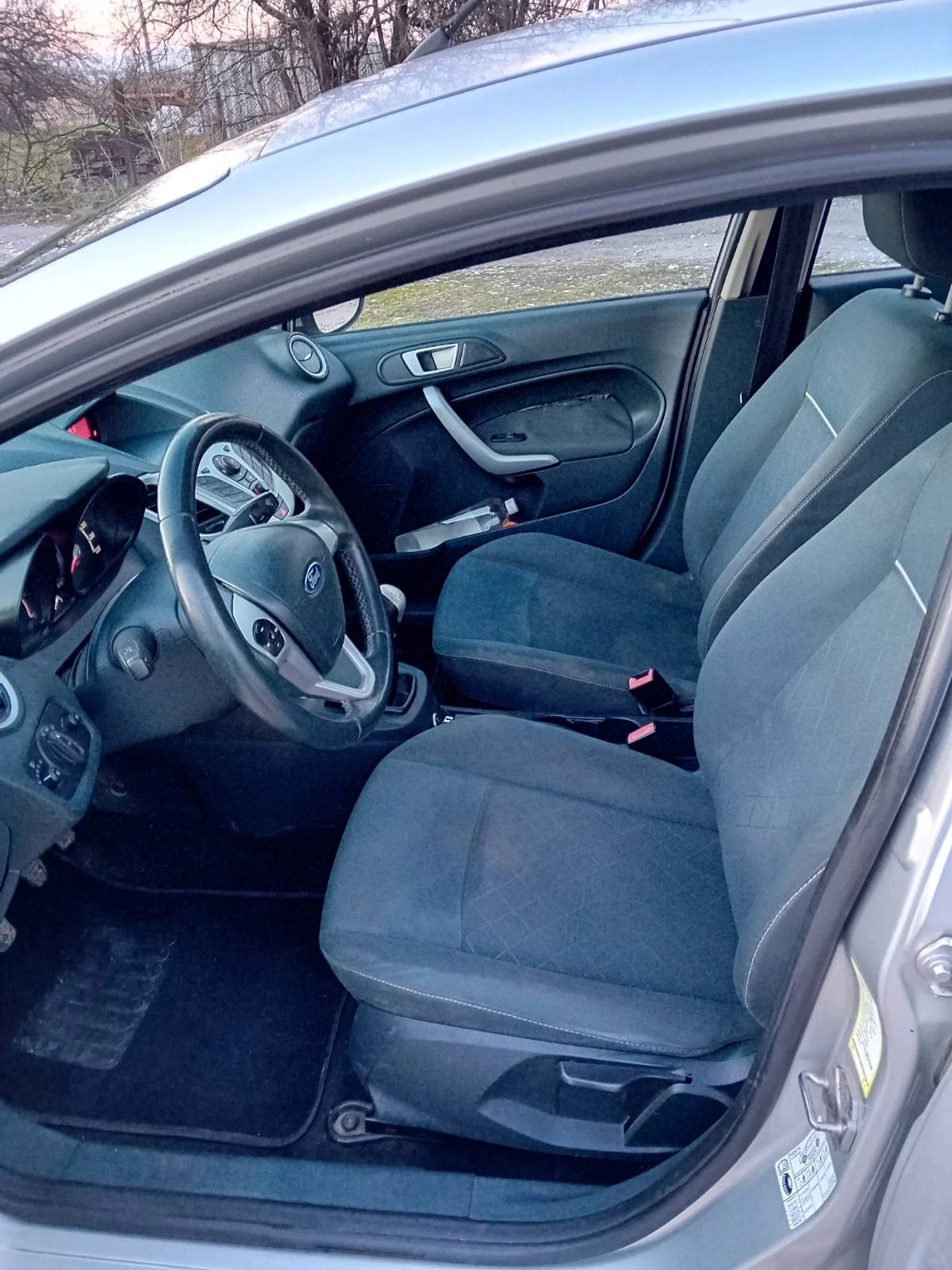 Ford Fiesta, снимка 14 - Автомобили и джипове - 53788181