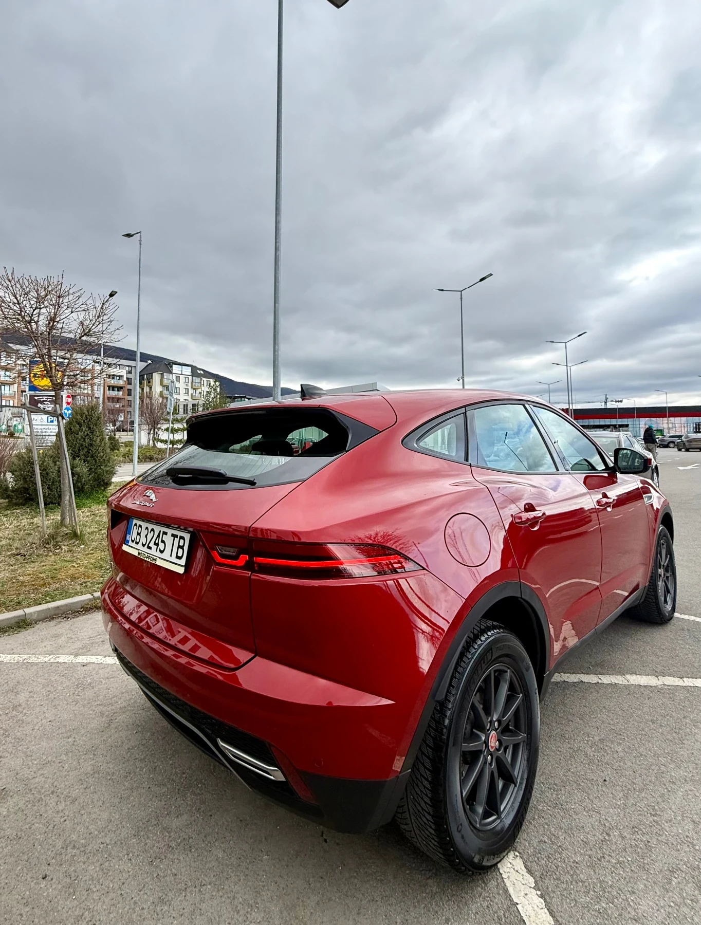 Jaguar E-pace 64000 км, Гаранция.  , снимка 4 - Автомобили и джипове - 53938604