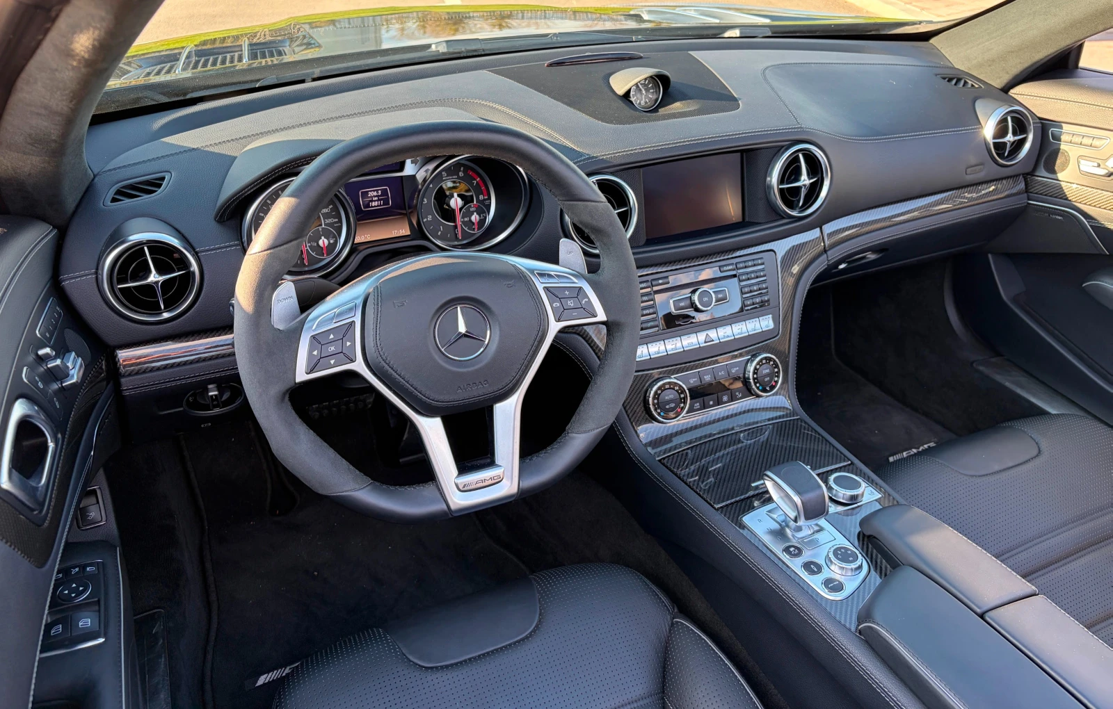 Mercedes-Benz SL 63 AMG 18 700 км!!!, снимка 9 - Автомобили и джипове - 54147739