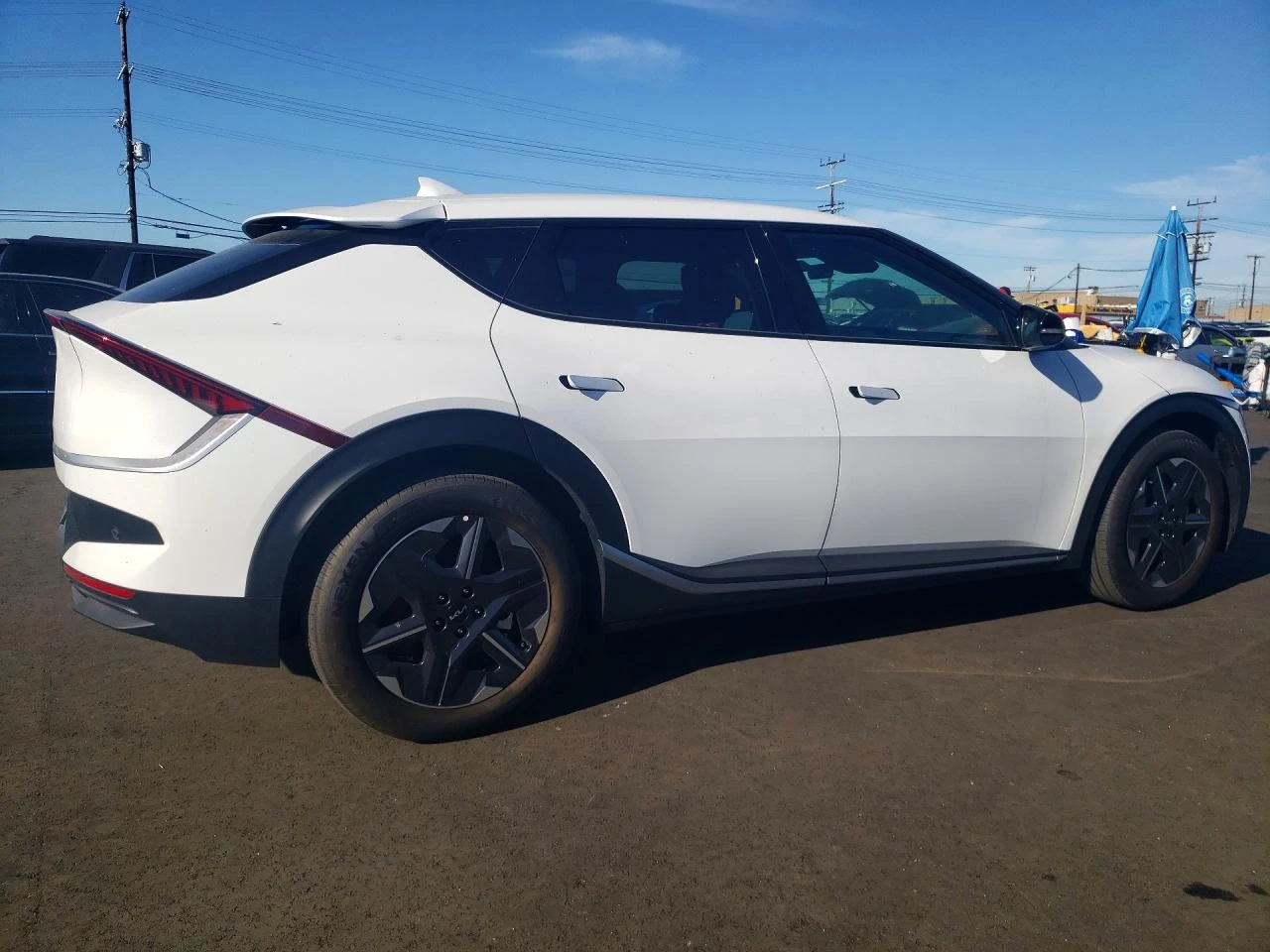 Kia EV6 0.0l Light Long Range, снимка 3 - Автомобили и джипове - 54460400